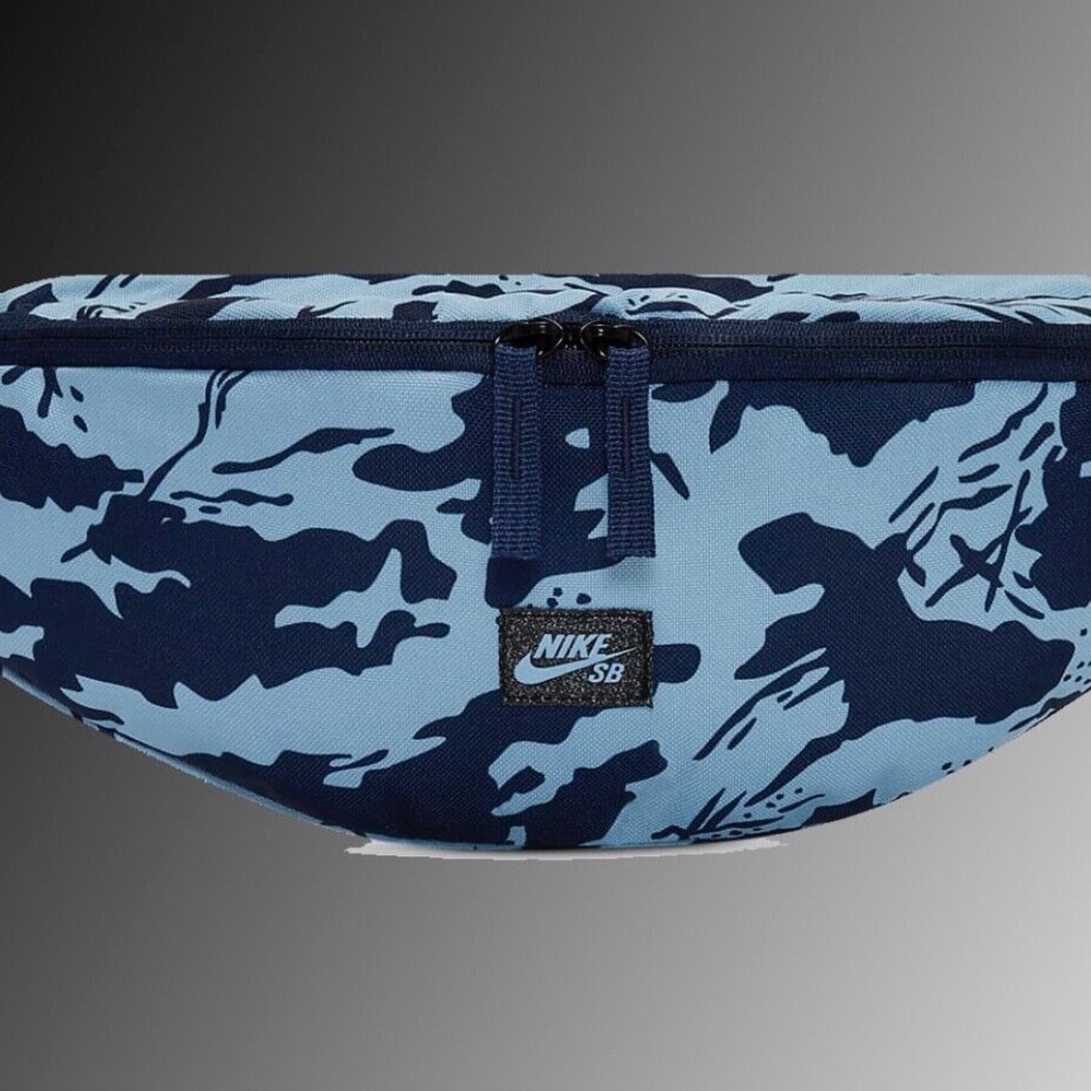 Nike SB Heritage Printed Hip Pack Heritage Waistpack Crossbody Navy Fanny Camo